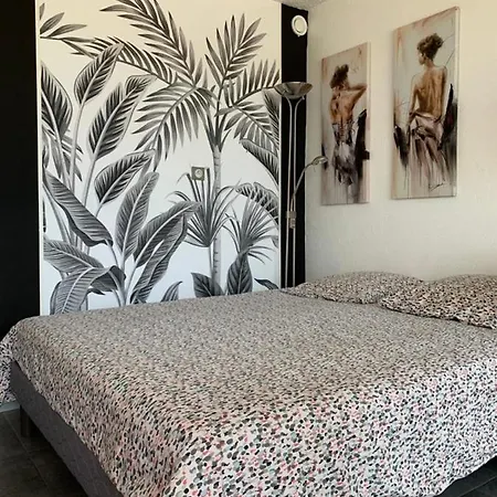 Naturiste Cap D'agde Heliopolis K 106