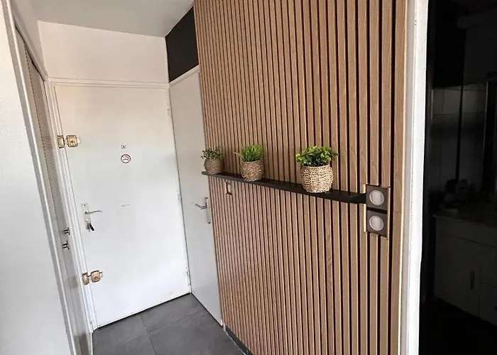 Naturiste Cap D'agde Heliopolis K 106